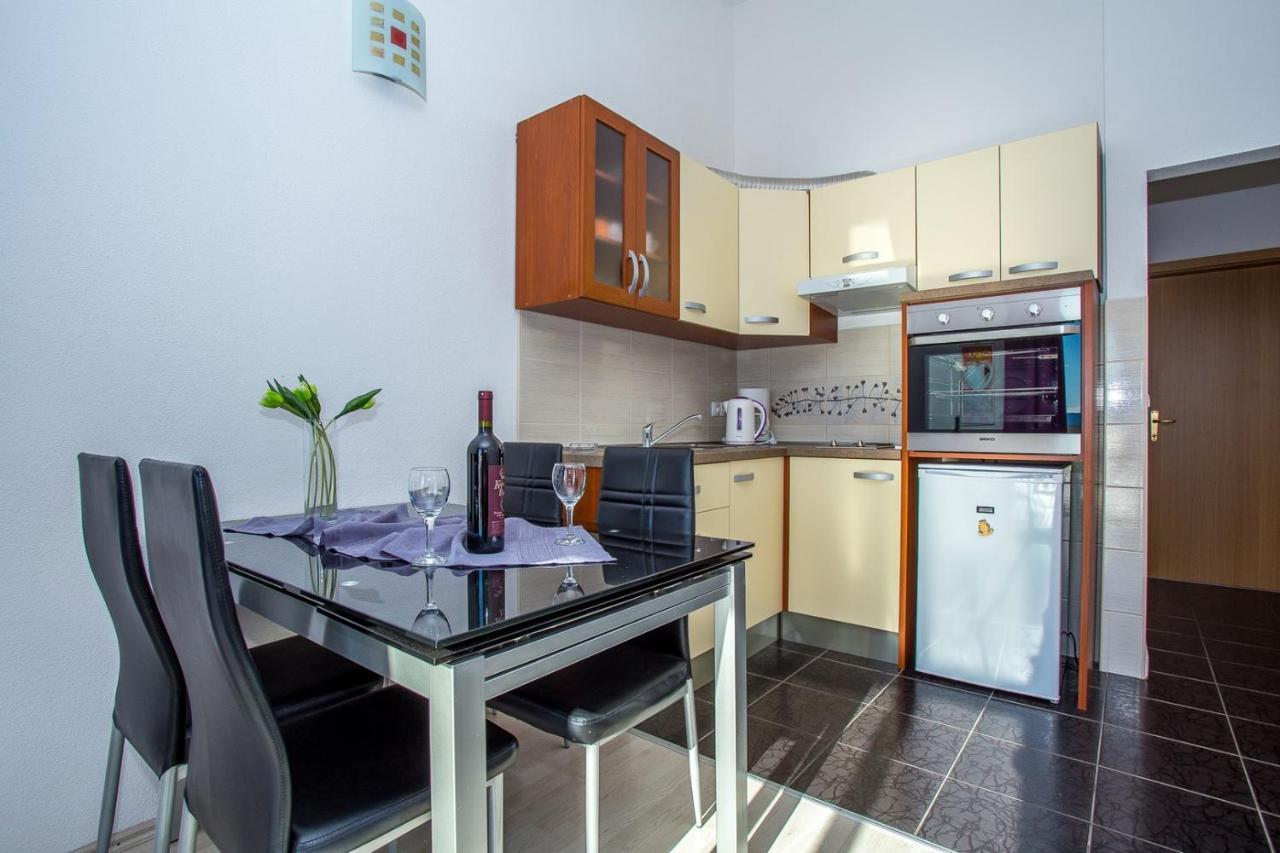 Apartments Marija Округ-Горній Екстер'єр фото